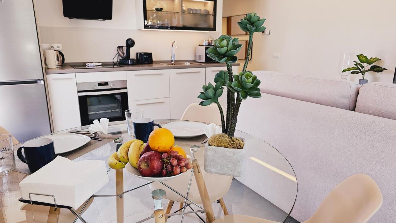 Nogalera Quintessence Apartment With Private Parking By Namaste Elite Torremolinos Zewnętrze zdjęcie